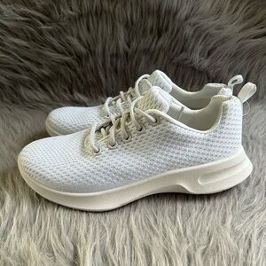 Athletic Works Sneakers‎ Womens Size 9 1/2 White Lace Up Shoes Memory Foam